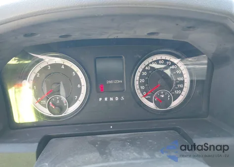 2017 Ram 1500 Express 4X2 6'4 Box z USA, uszkodzony, nr VIN 1C6RR6FT9HS610021